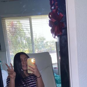 Meet your Posher, Connie